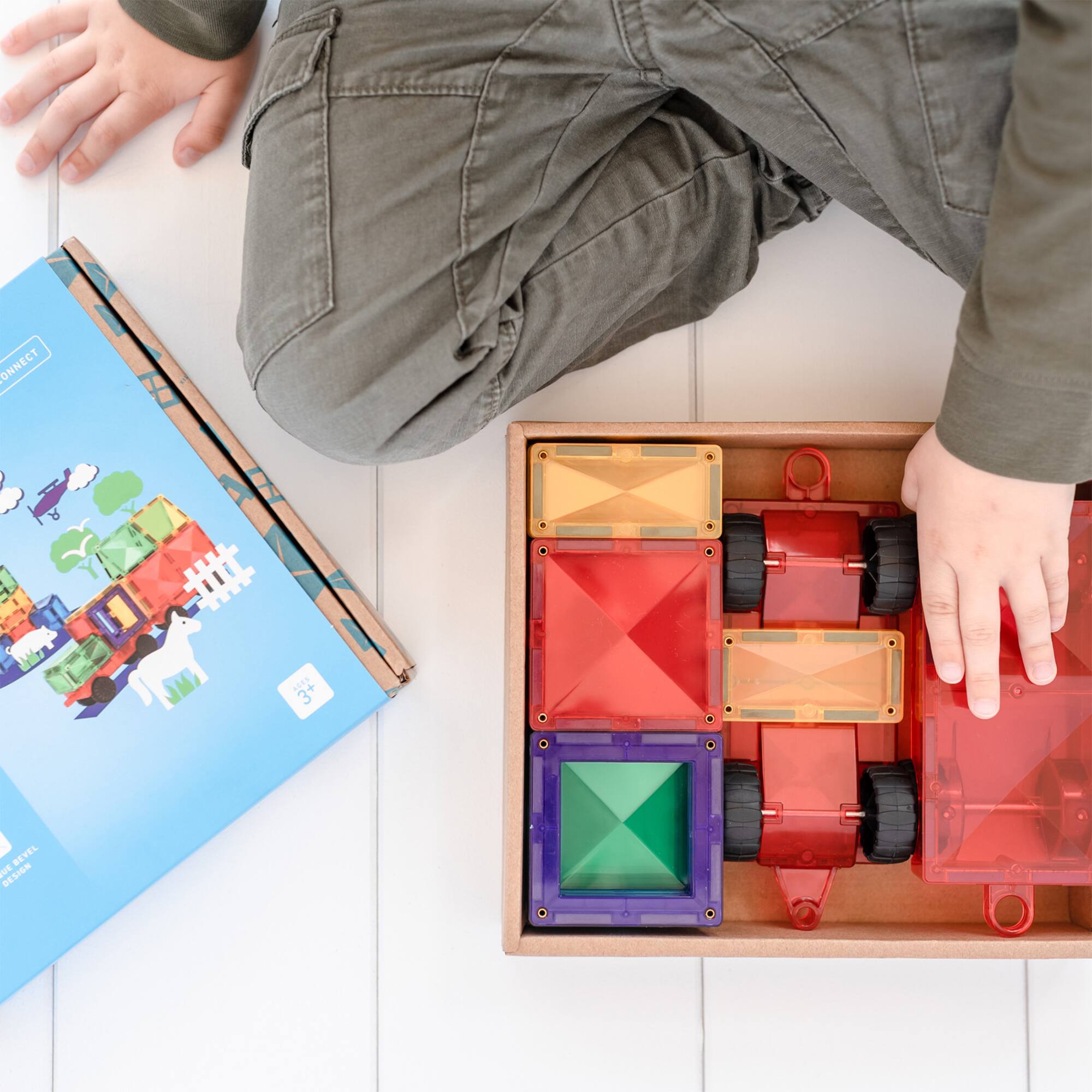 Connetix® Magnetic Tiles Rainbow Motion Pack Set